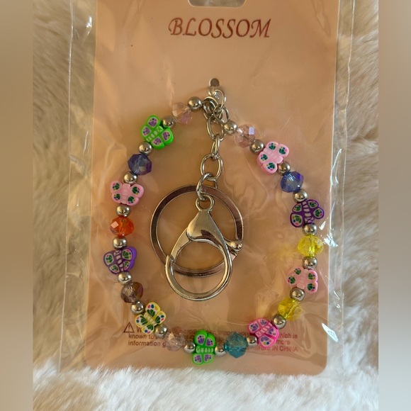 New Beautiful Beaded Keychain - Picture 2 of 3